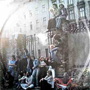 Ton Steine Scherben - Wenn Die Nacht Am Tiefsten... download mp3 flac